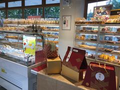 面包甜点陈列柜-85度C(生甜甜圈研究工坊·上海平凉店)