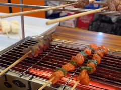 -哈尔滨小酒馆·鲜肉现穿自助烧烤(康新花园店)