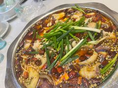 -乡土特色.冷锅鱼.牦牛肉汤锅