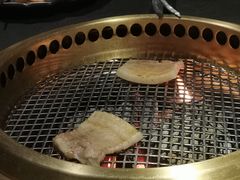 -铭牛烧肉·和牛海鲜自助(高新月牙湖店)