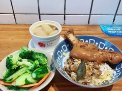 猪脚卤肉饭-红猪卤肉饭(大西洋美食城店)