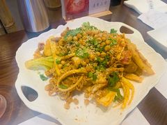 -成都你六姐·牛肉冒菜(城市集市合生汇店)