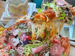 -Dragon Pizza•圆脸龙披萨·牛排餐厅