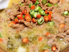 荣州酸汤牛肉-懒人盐府人家·自贡大麻鱼(安贞店)