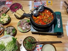 -黔二妞地摊火锅(龙华清湖店)