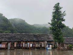 -高荡千年布依古寨旅游景区