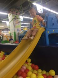 -孩子王童乐园(成都海滨城店)