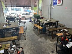 -黄潇洒老火锅(九眼桥宏济巷店)