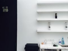 -UNI UNI(环亚凯瑟琳店)