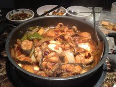 鲶鱼锅-猪啊牛呀羊啊铜盘烤肉(正大广场店)