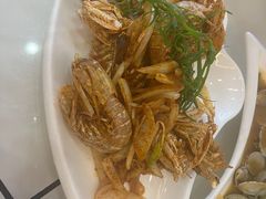 -覃记海鲜美食餐厅