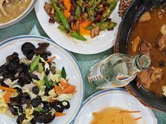 -鹤乡东北菜(崮山路店)