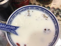 牛奶桃胶加莲子-双喜老铺(人民广场店)