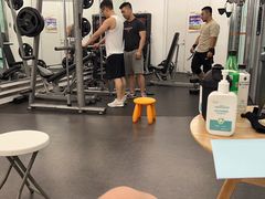 -乐刻运动健身(君临广场升级店)