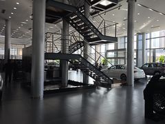 -天津波士信达奔驰4S店(卫津南路店)