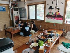 -亲昵春川鸡排(韩国美食街店)
