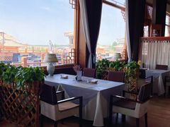 -敦煌山庄摘星阁