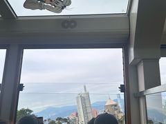 -山顶缆车