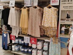 -优衣库(上海金桥国际商业广场店)