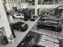 -上海星瀚奔驰4S店(红柳路店)