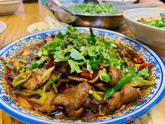 火爆牛舌-杨三娘跷脚牛肉(羊子山西路店)