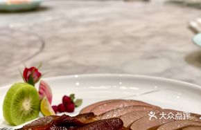 Braised Goose Feet and Goose Liver