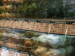 -白玉兰食品(汇联商厦店)