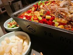 -辣尚瘾·烤鱼·新川菜(交大直营店)