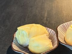 -铭牛烧肉·和牛海鲜自助(高新月牙湖店)