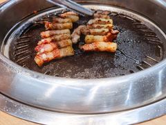 满心尝五花肉-本家韩国烤肉(青岛万象城店)