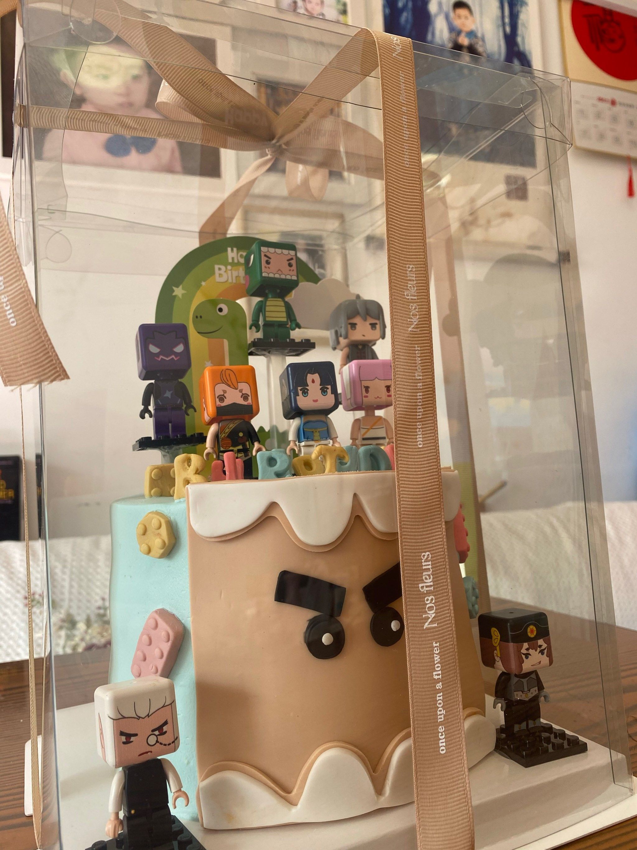 生日蛋糕选了迷你世界款,儿子真是超级无敌的喜欢这一家的蛋糕,你可以