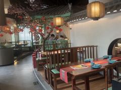 -荷塘秋月·本帮江浙菜(国权路店)