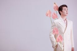 点击看大图 -挪娅婚纱摄影皇家会所