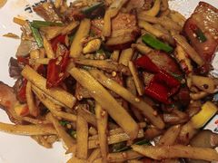 -牛八宝桂林米粉(八里庄店)