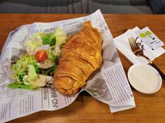 -84那年咖啡馆(李沧万达店)