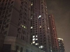 -万宝财富商业广场