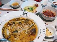 -渔语鱼酸菜鱼新川菜(来福士店)