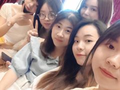 -金夫人化妆摄影职业培训学校