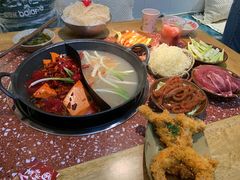 -赵美丽·重庆社区火锅·直营店(火车东站·中豪国际店)