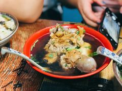 棒子骨-老谢野馄饨(延安路店)