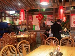 大堂-野山舂·贵州现舂酸汤火锅(鸿通城店)