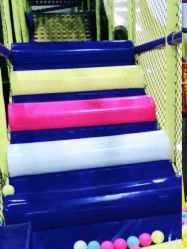 -蹦贝运动中心·蹦床·攀岩·闯关(龙岗店)