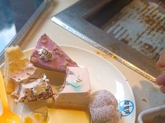 -爱客得牛排海鲜烤肉·火锅自助(春熙路黑金好店)