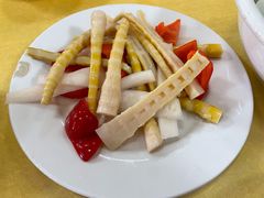 泡竹笋-荣生萝卜汤饭店