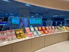 -好利来(上海长宁龙之梦店)