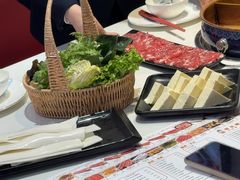 -牛员外鲜切牛肉火锅