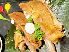 手抓羊排-敏珠拉姆藏餐·南京厨房(富春江东街店)