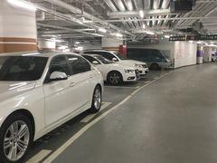 -兴业太古汇·停车场