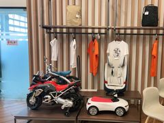 -北京宝诚宝马4S店