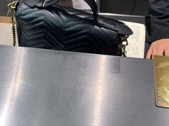 -Gucci(首创奥特莱斯店)